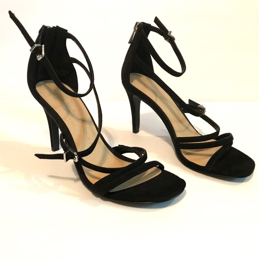 Chinese Laundry Black Smooth Strap Heels